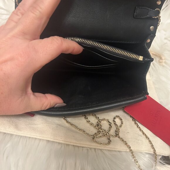 Valentino Garavani Rockstud Crossbody-golden bronze tone rockstuds and chain - Picture 3 of 11